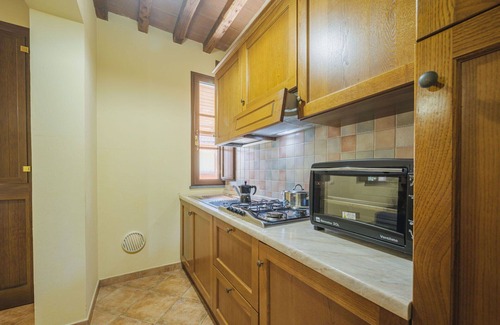 Orentano Apartment | Beautiful apartment for 5 guests with A/C, pool, WIFI, TV, patio and parking