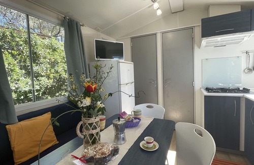Terzorio House | Beautiful private villa for 4 guests with internet, pool, A/C, TV, patio, pets allowed and parking