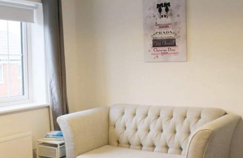 Peterborough House | Beautiful 1-Bed House in Peterborough