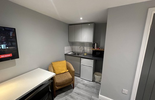 Luton Apartment | Beautiful 1-Bed Modern Luxury Apartment in Luton