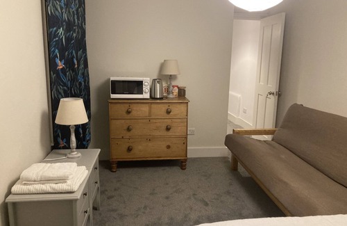 Vauxhall Apartment | Beautiful 1-bed Studio in London