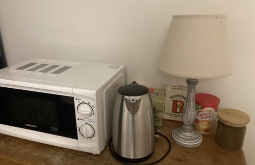 Vauxhall Apartment | Beautiful 1-bed Studio in London