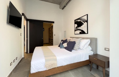 Zona 16 Apartment | Beautiful 1 Bedroom Apartment in Shift Cayala