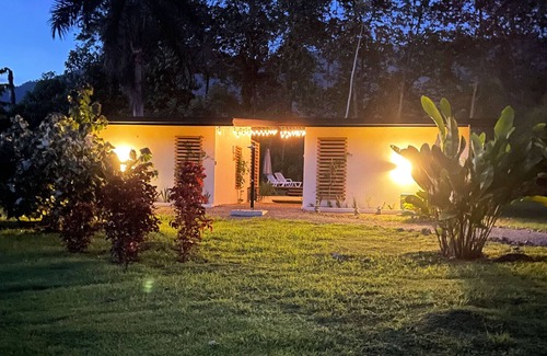 Ojochal House | Beautiful 1-bedroom casita in delightful Ojochal w/WiFi, AC, pool - adults only