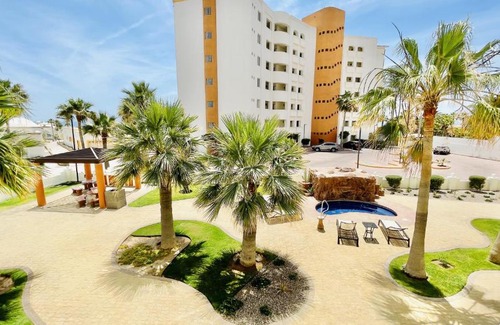Centro Apartment | Beautiful 1 Bedroom Condo on the Sea of Cortez at Las Palmas Resort BN-203B condo