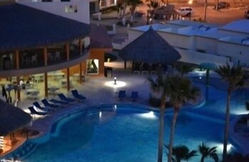 Sandy Beach Condo | Beautiful 1½ Bedroom Condo on the Sea of Cortez at Las Palmas Resort Bn-603a 2 Condo by Redawning