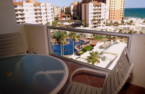 Sandy Beach Condo | Beautiful 1½ Bedroom Condo on the Sea of Cortez at Las Palmas Resort Bn-603a 2 Condo by Redawning