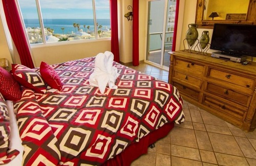 Sandy Beach Condo | Beautiful 1½ Bedroom Condo on the Sea of Cortez at Las Palmas Resort BN-403A 2 Condo by RedAwning