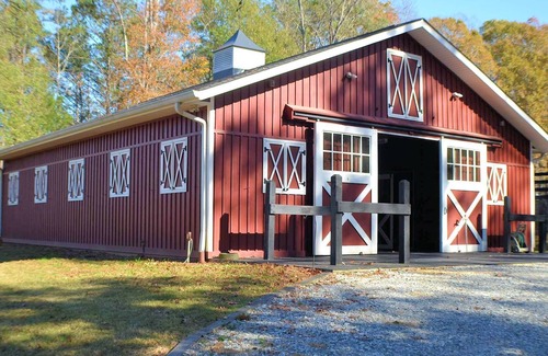 Milton House | Beautiful 19 acre Equestrian Farm in heart of Alpharetta, GA