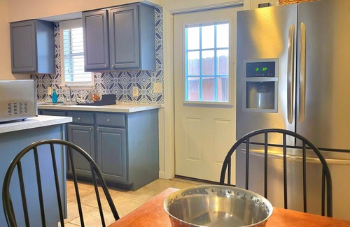 Northwest Los Angeles Heights Condo | BEAUTIFUL 1BDRM CONDO CLOSE TO MEDICAL CENTER AND DOWNTOWN