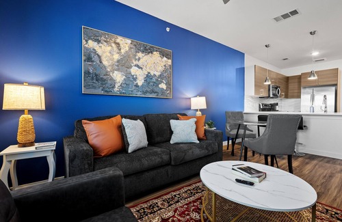 Riverside Apartment | Beautiful 1BR in Riverside 3889