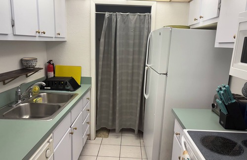 Southgate Condo | Beautiful 2 Bdrm. near everything Siesta Key, Longboat, Dining, Shop, Entertain