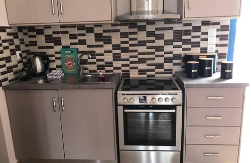Massouri Apartment | Beautiful 2-Bed Apartment in grande grotta