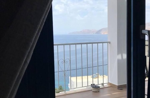 Massouri Apartment | Beautiful 2-Bed Apartment in grande grotta