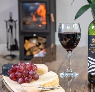 Hayton House | Beautiful 2-Bed Cottage in Brampton