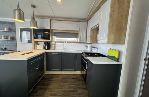Whitstable Apartment | Beautiful 2-bed Holiday Home