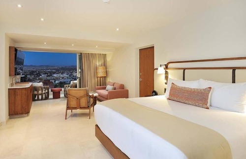 Juarez Hotel | Beautiful, 2 Bedroom suite with ocean view, located in the new Corazon tower.