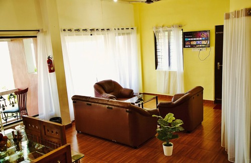 Elappara Cottage | Beautiful 2 bedroom w/garden and s