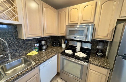 Puerto Penasco Condo | Beautiful 2 Bedroom Condo on the Sea of Cortez at Las Palmas Resort D-501 2 Condo by RedAwning