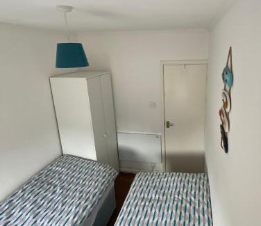 Chichester Apartment | Beautiful 2 Bedroom Chalet 22 Cordova, Selsey