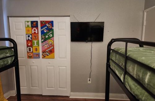 Southwest Orlando Apartment | Beautiful 2-Bedroom Condo Near Universal and other Orlando Attractions, King Bed & Wi-Fi