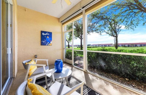 Naples Apartment | Beautiful 2 bedroom condo w/Golf Membership Included