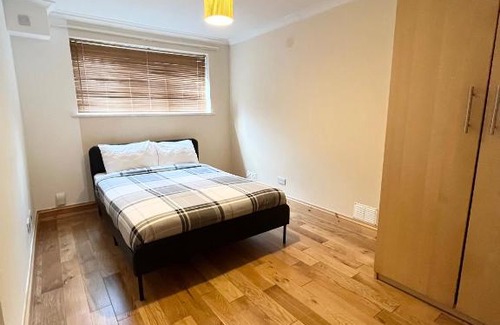 St. Mark's Apartment | Beautiful 2 bedroom garden flat