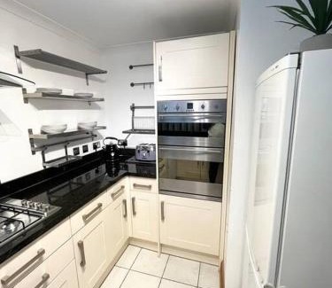 St. Mark's Apartment | Beautiful 2 bedroom garden flat w/free parking