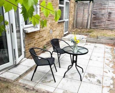 St. Mark's Apartment | Beautiful 2 bedroom garden flat w/free parking
