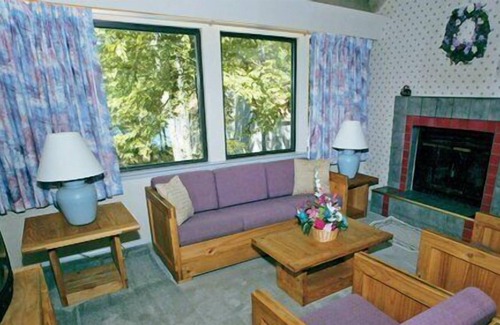 Tamiment Apartment | Beautiful 2 bedroom unit at resort, sleeps 6