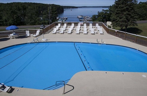 Tafton Apartment | Beautiful 2 bedroom unit at resort, sleeps 6