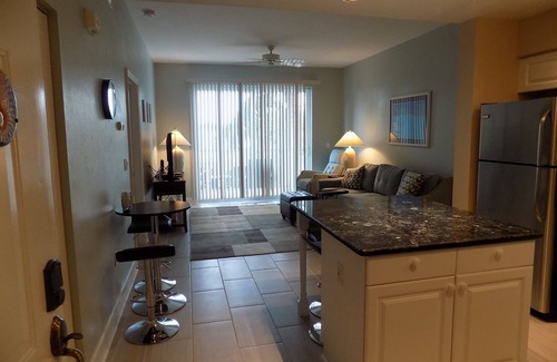 Burnt Store Marina Condo | Beautiful 2 bedroom Condo in Harbor Towers @ Burnt Store Marina