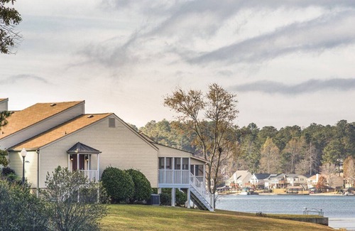 Villa Rica Apartment | Beautiful 2 bedroom unit at resort, sleeps 8