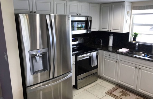 Cutthroat Harbor Estates House | Beautiful, 2100 sq ft 3/2 w/ocean views & easy ocean & gulf access.
