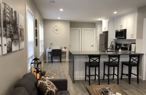 Glendale Apartment | Beautiful 2bed1bath Apt w/Laundry and parking