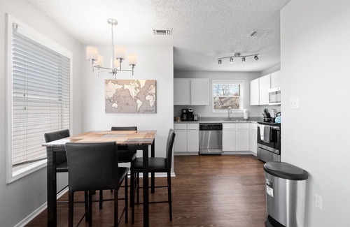 Milwood Apartment | Beautiful 2br Apartment by the Domain, Cedar Park