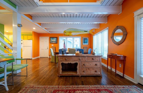 Emerald Isle Cottage | Beautiful 2nd Row Cottage with Pool!