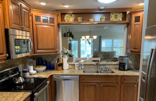 Briar Meadow House | BEAUTIFUL 3/2 Pool Home located in the Village of Briar Meadow