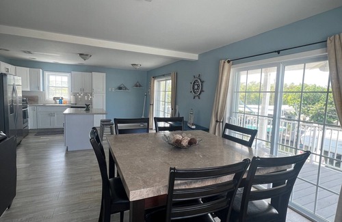 Key Largo Village House | Beautiful 3 bd 2 bth on Canal - Private Beach - Convenient Ocean Access