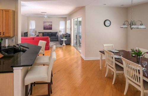 River District House | BEAUTIFUL 3 Bed/2 Bath Home in RiverPoint w/Heated Pool, FREE WiFi, 2 miles.
