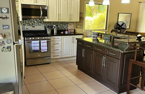 Tambor House | Beautiful 3 Bed/3Bath Home Steps from a Private Beach in Paradise!