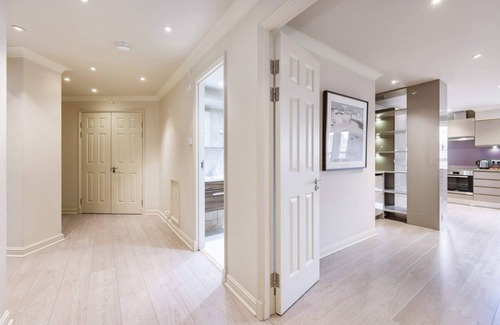Maida Vale Apartment | Beautiful 3-bed in the Heart of London With Parking-hosted by Sweetstay