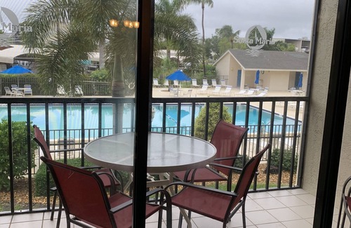 South Island Condo | Beautiful 3 bedroom, 2 bath Condo