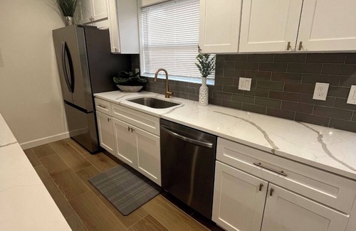 Gillespie Park House | Beautiful 3-bedroom, 2-bathroom house with WiFi and AC in downtown Sarasota