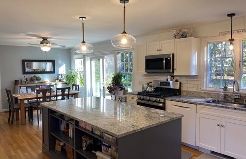 South Chatham House | Beautiful 3 bedroom Cape with spacious deck and hot tub