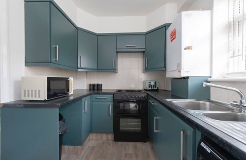 Strood House | Beautiful 3 Bedroom House in Rochester