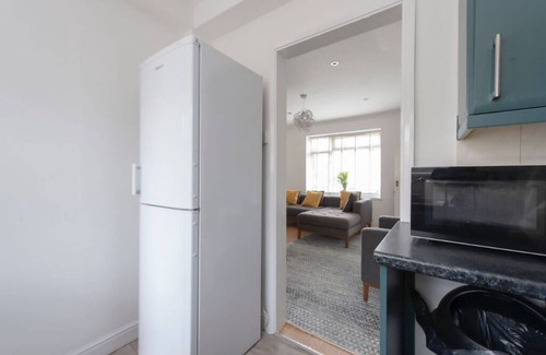 Strood House | Beautiful 3 Bedroom House in Rochester