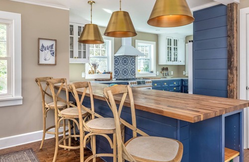 New Paltz House | Beautiful 3-bedroom house in New Paltz with AC, WiFi, SunDeck & Close to ALL