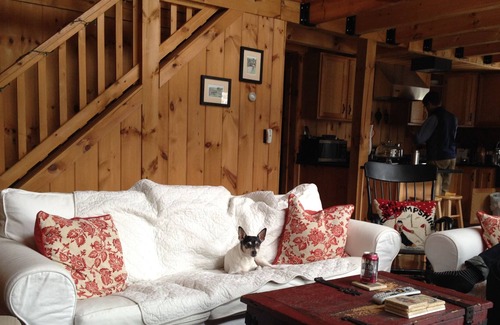 Woodsville House | Beautiful 3-bedroom Log Cabin On 50+ Acres Overlooking the White Mountains
