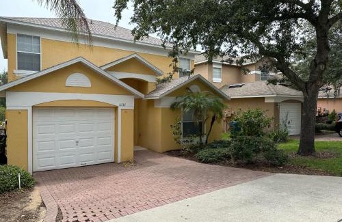 Haines City House | Beautiful 3-Bedroom Pool Villa in Southern Dunes